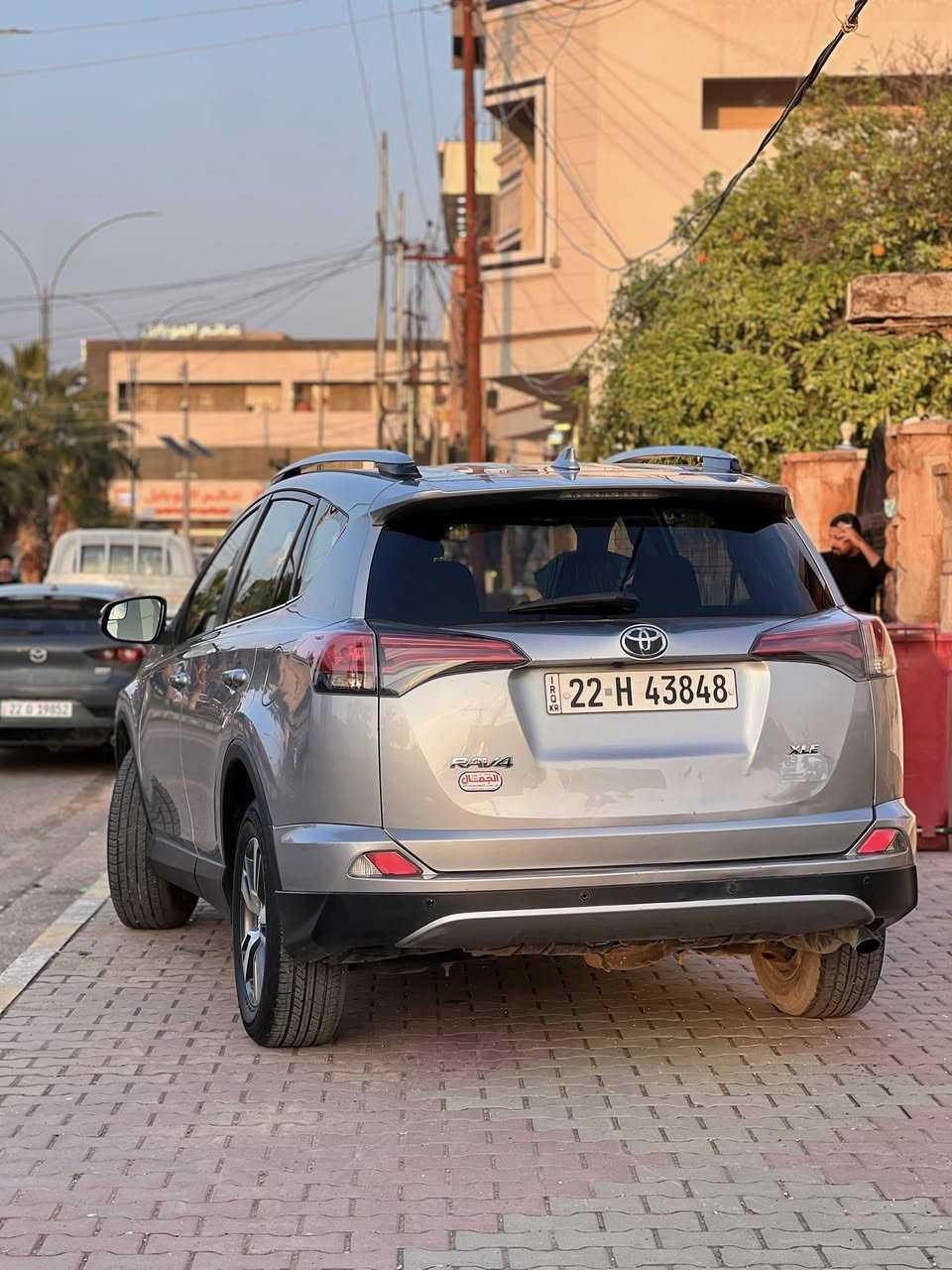 للبيع تويتا راف فور 2017
رقم اربيل شمالي  
ماشيه 100k
مواصفات XLE 🔥
فول ماعدة البصمة 
سلايت
دواخل لونين المرغوب 
صندوق كهربائي
محرك 2500 دوش المرغوب 
تحكمات ستيرن 
شاشه كامره دواره
ليد خلفى 
مانع انزلاق
مانع تزحلق
نضام ECO الكتروني 
صدر امامي خلفي جديد 
تايرات جدد 
سيارة كاملة متصرف عليها ايشي   
كير ومحرك شرط 
تبريد ثلج
سنوية جديدة 
وهزة جديدة 
ضرر السيارة جاملغ امامي سكن + طخة خفيفة بلغد الجاملغ + بارد شبرين بلجنطة 
مكان سيارة تكريت 
الاتصال :***********
