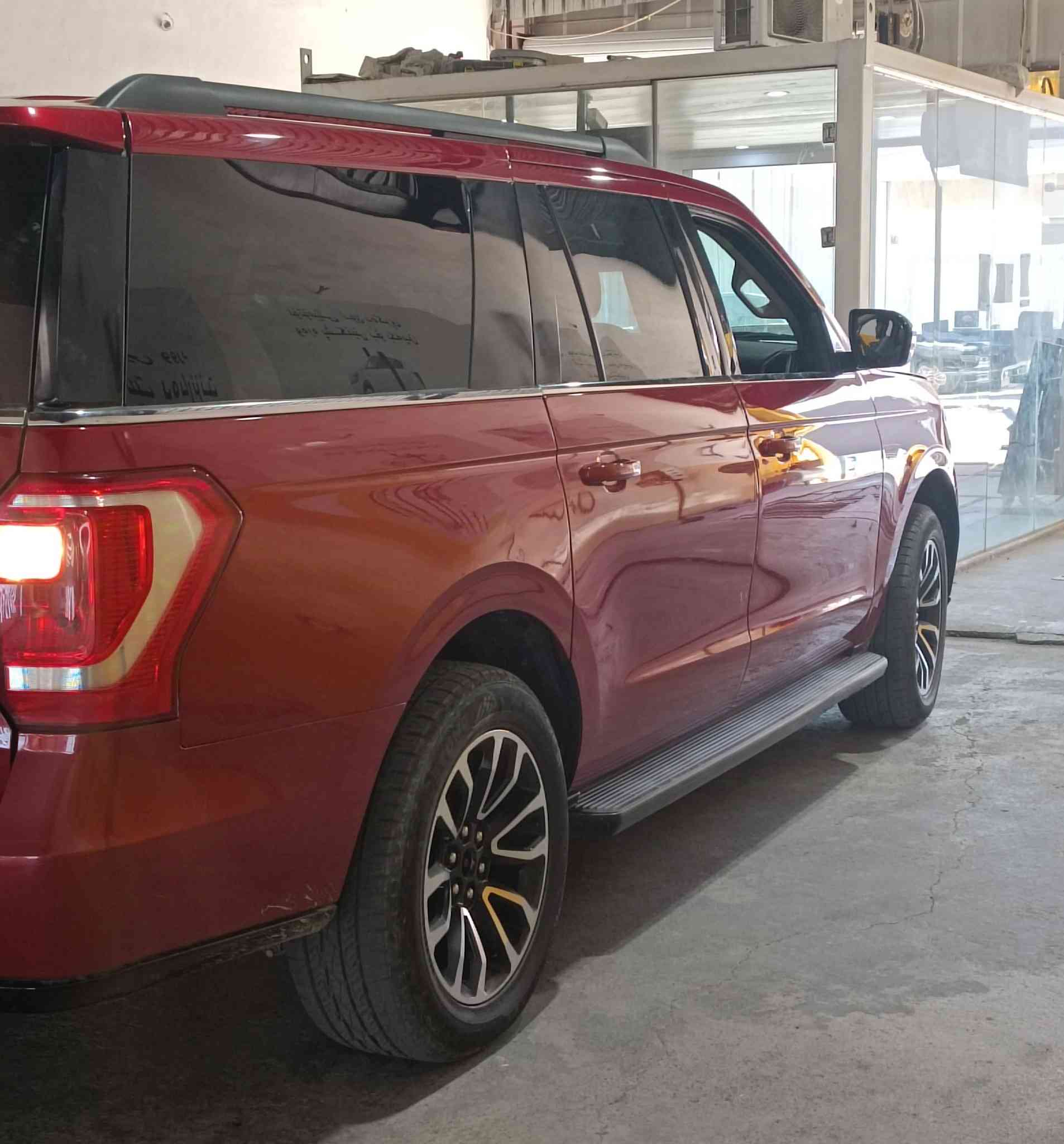 فورد اكسبديشن ٢٠٢٠XLT
 حادثه معه الصور
السعر٢٦٥$ سياره حاليا متواجده في بابل
***********
