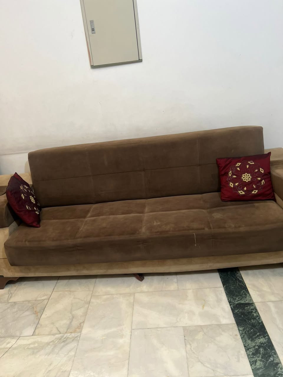 السلام عليكم تخم نظيف مخزن يصير وسرير


**إذا كنت صاحب هذا الإعلان وتريد حذفه لأي سبب، رجاءا أرسل رسالة إلى الدعم الفني**