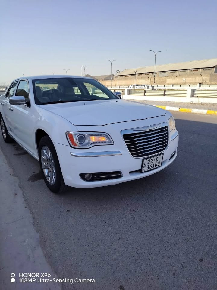 السلام عليكم
اوباما 2013 للبيع كلين تايتل ,,, بالعراق صار بيها صبغ قليل جداً اثر طخات بسيطة مثل ما موضح بالصور .. والسونار مرفق ايضاً.,, رقم اربيل تحويل او وكالة
مواصفات الكندي معروف ميحتاج اذكرهن 
السعر 176 ورقة 

…. السيارة ماشية 157 الف
***********
