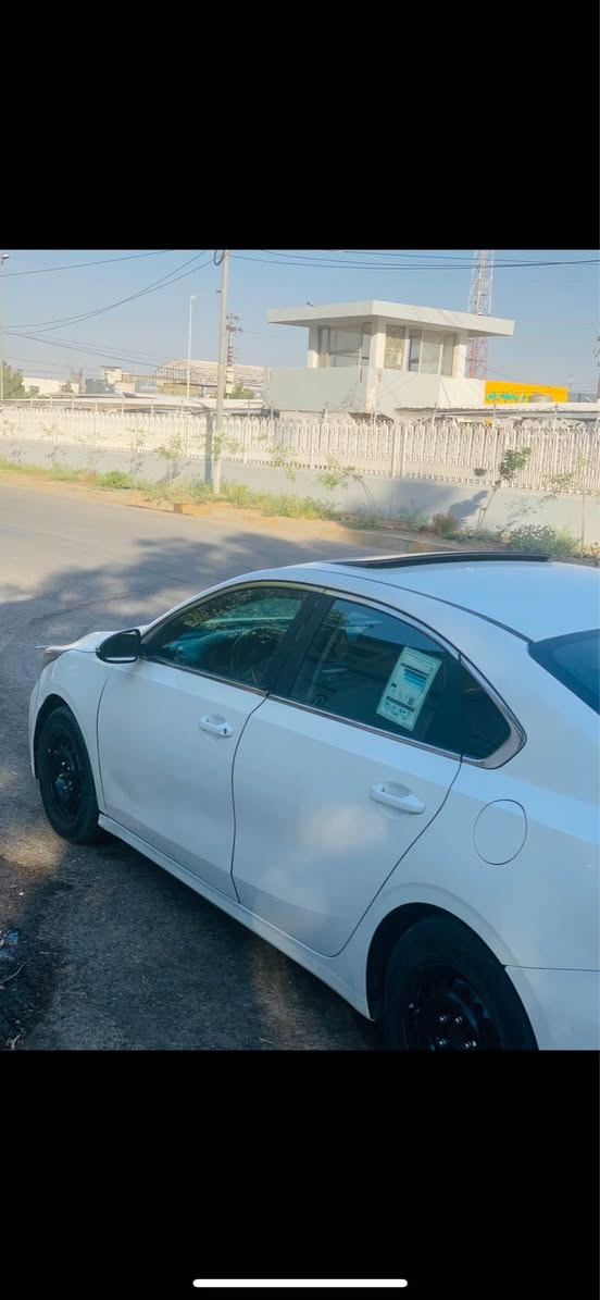 کیا فۆرتی 
مۆدێل ٢٠٢٠ 
مواسفات ex
شاشە گەورە 
رادار
خەتی ڕێگا
سلایت
زۆر مواسفاتی تریش
بۆیاخیش 
دەرگا و جاملقی سایەق
لەگەل بستێک بونیت
بێ ژورەوە بێ ایرباک
سعری ١٢٠ مەجالێکی برایانە
تکایە موشتەری نیت سەرمان مەیەشێنە
***********
تەنها واتسئاپ أربيل, العراق
