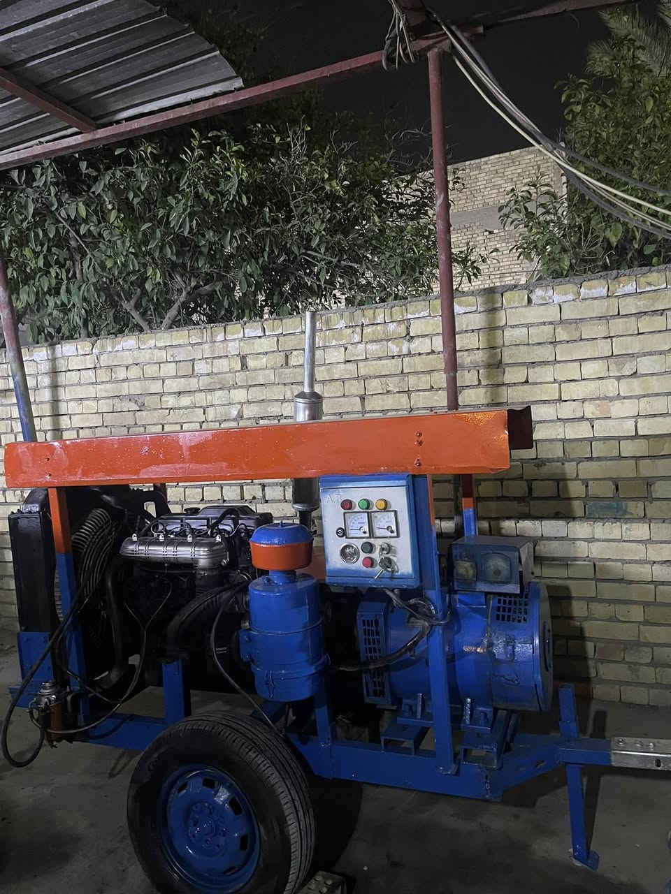 للبيع مولد كيا نظيفه ٣٠ كيفي ثري فيز لاستفسار بغداد ***********
