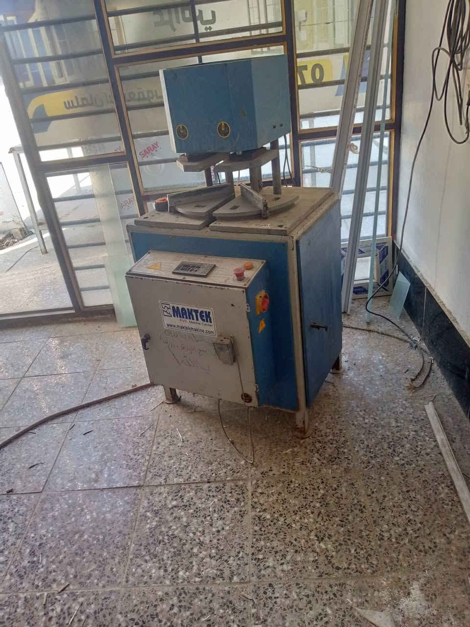 اسلام عليكم معمل بي بي سي بلاستك كاويه  +،كتر،مال+ +تشريح تي+ ، كنبريسر،+تساكه+كدد دريلات 3+,كوسره+دريل شحن +كوسره شحن +الكاويه ول كنبريسر سنكل ول كتر ول مكينه مال تشريح التي تريفيز سعرهن 23ورقه قفلهن مكانهن بغداد الجديده الستفسار ***********
