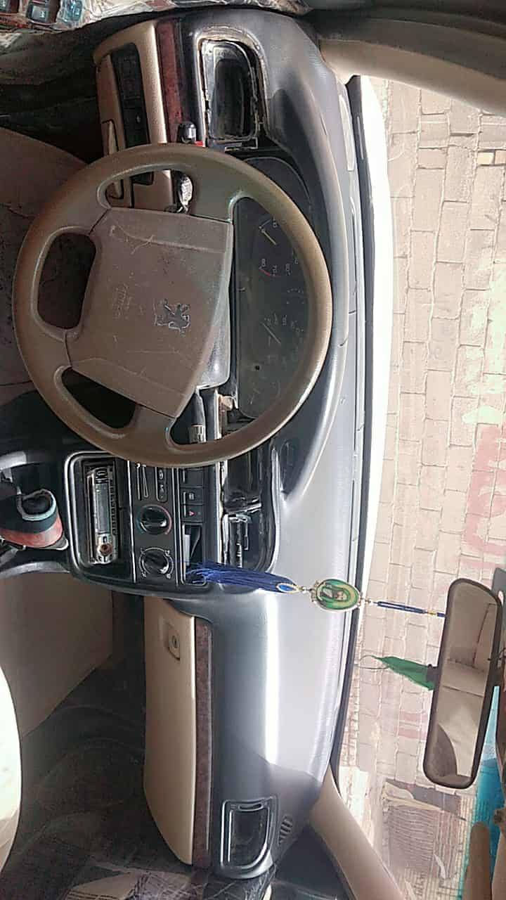 السلام عليكم
بيجو فرنسي مديل 2000
محور مكينه وكير كورلا
رقم ذي قار
السعر 20 وبيها مجال
