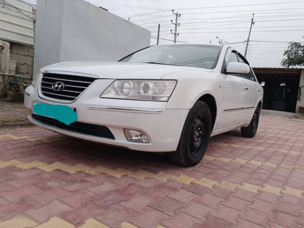 السلام عليكم سوناته موديل ٢٠١٠ ادوات ادوات  سياره كارتون سياره جاهزه من كلشي اي نقص مابيهة تخم  تاير جديد حداديه خلفي امامي جديد كل كهربائيّات شغاله تبريد تتفئه شغال مكينه وكير بل كارتون غاز بلادي سياره كصه جنطه ترايك وين ميعجبك  سياره مال جناي  عنواني بغداد السعر ٥٠ التصال ***********
