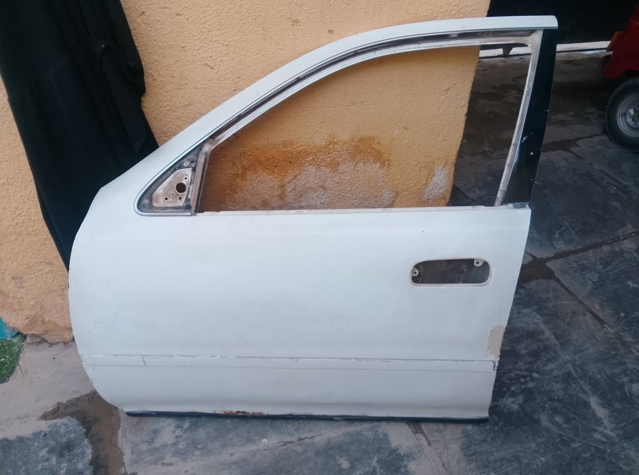 بيبان تلاثه مال كرسته لبيع هنه وقفلاتهن والجمام مالتهن هم تلاثه لي يردهن يدخل خاص


**إذا كنت صاحب هذا الإعلان وتريد حذفه لأي سبب، رجاءا أرسل رسالة إلى الدعم الفني**