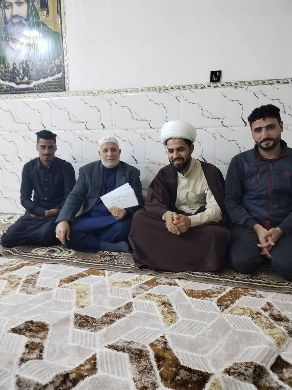 لَنْ تَنَالُوا الْبِرَّ حَتَّى تُنْفِقُوا مِمَّا تُحِبُّونَ وَمَا تُنْفِقُوا مِنْ شَيْءٍ فَإِنَّ اللهَ بِهِ عَلِيمٌ
من سورة آل عمران- آية (92)

على بركة الله وبركة الصلاة على سيدنا محمد وآل بيته الطيبين الطاهرين تقوم مؤسسة الكفيل الخيرية رعاية الفقراء والايتام والتي يرعاها الشيخ علاء صبري الدلفي بتوزيع وجبة شهر كانون الاول من تبرعات الاخوة المؤمنين فهذه المبالغ التي جاد بها الخيرون من ابناء ناحية الوحدة استلمناها وستوزع الى العوائل الفقيرة والمتعففة والايتام وبكل امانة 
وبهذه المناسبة ندعو جميع الاخوة من اهالي ناحية الوحدة الخالصة وسيد عزال والمعمل والابطال والحرية ودور الزراعة للمساهة في هذا المشروع الخيري والانساني وبأشتراك شهري  (  5000  ) خمسة الاف دينار او تبرعات مواد عينية لتكون صدقة جارية عنكم وعن امواتكم  ...  
للتبرع الاتصال بأحد الهواتف التالية لمسؤول واعضاء المؤسسة 

***********
الشيخ علاء الدلفي
 
***********
ابو محمد الدلفي 

***********
عباس الركابي 

***********
علي ناظم الدلفي

***********
محمد خالد الدلفي 

***********
حمزة السلطاني
