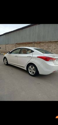 النترا • ٢٠١٤ • محرك ١٨٠٠],