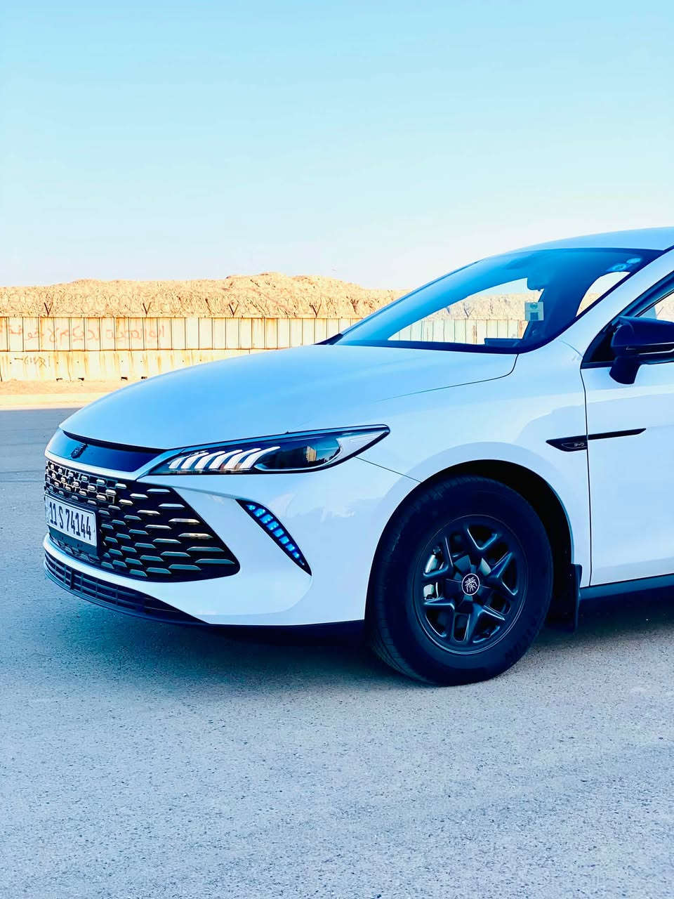 السلام عليكم BYD - QN PIUS موديل 2025 جديدة عداد المسافة 1500 كم مواصفات شاشة لمس بصمة سويج كارت تبريد قطعتين شاحن اصلي حساسات اشاير بالمري السيارة مدوشمة بالكامل مع سستم كامل سبايدر مكفولة من الصبغ والحادث فقط 4 اصابع بارد بالجاملغ لخلفي والسونار مرفق مع الصور السعر 18 مليون العنوان عنوان بسمايا او سبع ابكار للاستفسار الاتصال
***********
***********

