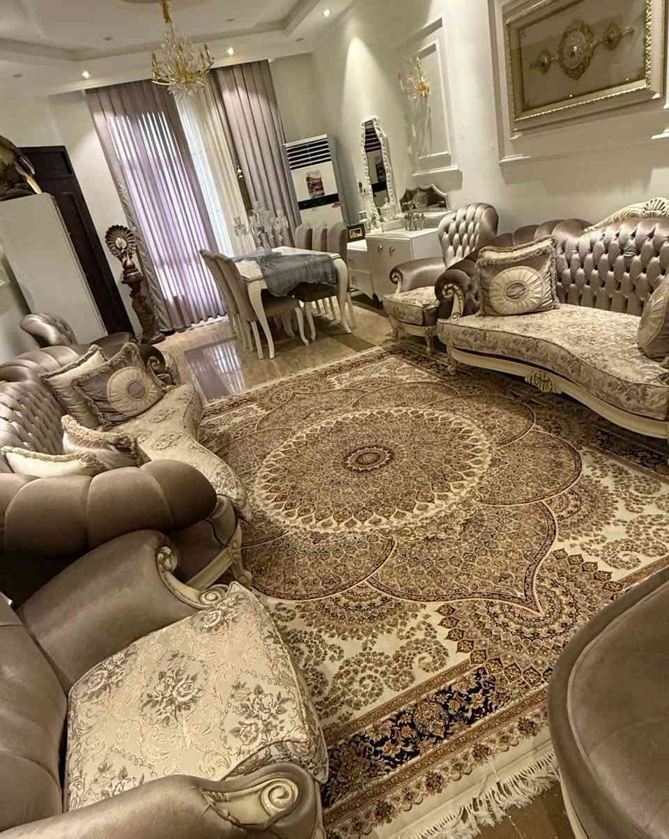 اللهم صلِ على النبي (ص)
✨ للبيع صالة كاملة فخمة بحالة الوكالة ✨

للبيع أثاث صالة كامل لون رصاصي راقٍ وأنيق، بحالة ممتازة جداً جديد يتكون من:

✔️ قنفات عدد المقاعد 8
✔️ باترينة مع عارضة ومرايا
✔️ بوفية
✔️ ميز طعام
✔️ طبلات

📌 جميع القطع متناسقة وفخمة جداً .
📌 مناسبة للباحثين عن الأناقة والرقي بدون انتظار تفصيل أو شراء جديد.

💰 السعر النهائي: 4,000,000 دينار (قفل)
عنوان بغداد حي الجهاد


**إذا كنت صاحب هذا الإعلان وتريد حذفه لأي سبب، رجاءا أرسل رسالة إلى الدعم الفني**