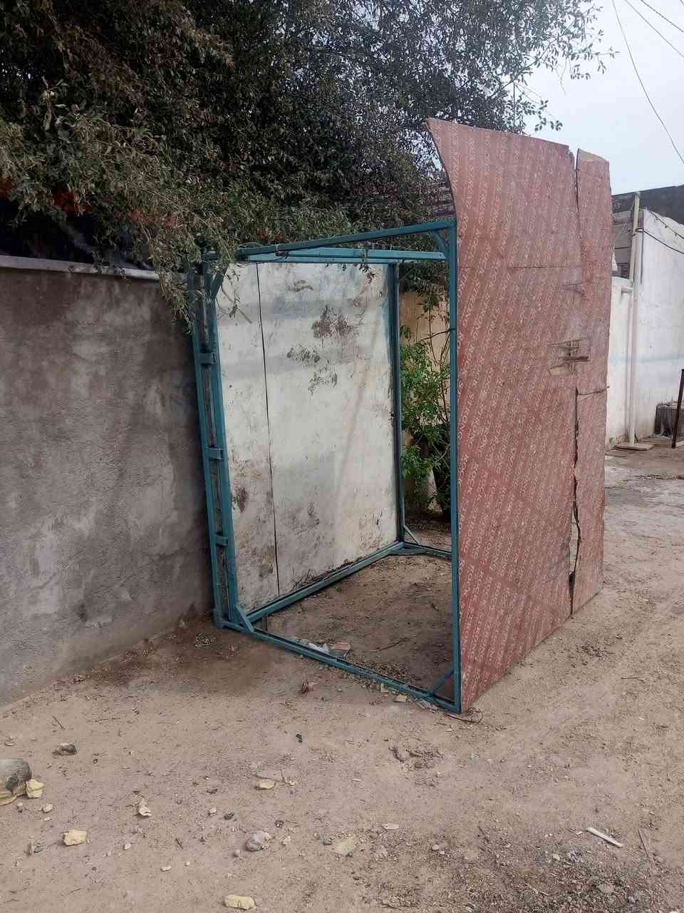 السلام عليكم بدي تسكام مال ستوته مغلون مال مخضر للبيع مكانه نجف سعره 180الف بي مجال للشراي يتصل ***********
