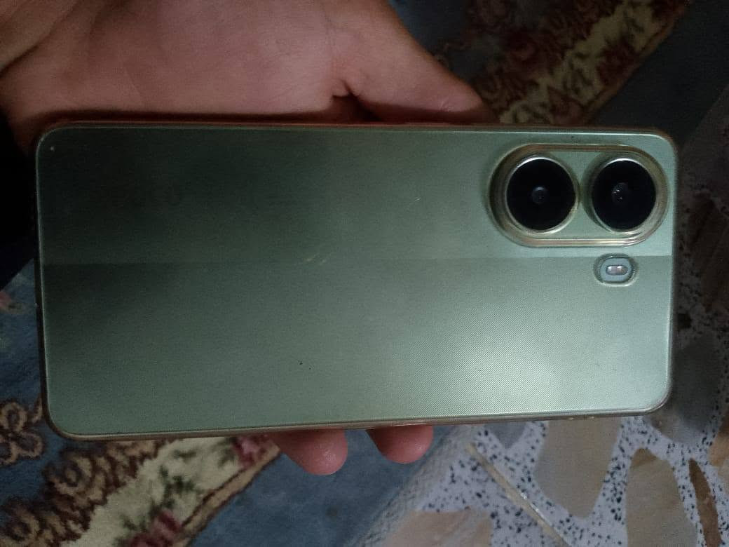 السلام عليكم بوكو x7pro جهاز نضيف بطاريه 95 قوي بل العاب يشغل 120 فريم الذاكره العملاقه 512 بس بيه غواش بل كاميرا السلفي والباقي كفاله السعر 360 أو مراوس مع ايفون العنوان البصره الزبير لتواصل ***********
