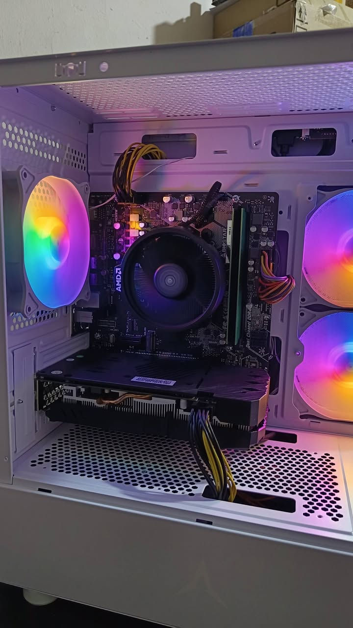 تجميعه جديده للألعاب والبرامج الهندسية 595 الف
AMD R5 5600 TRAY 145 جديد
A520MS BIOSTAR 95 جديد
RAM DDR4 16GB 80 جديد
RX 580 8G 90 جديد
PSU 600W 60 جديد
SSD 240 GB 40 جديد
CAES GAMIN 3 FAN RGB 70 جديد
SPU FAN 15 جديد
البصرة قضاء المدينة
***********
