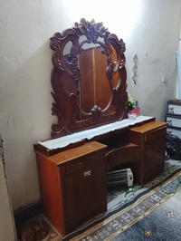 غرفة نوم • مستعملة • للبيع