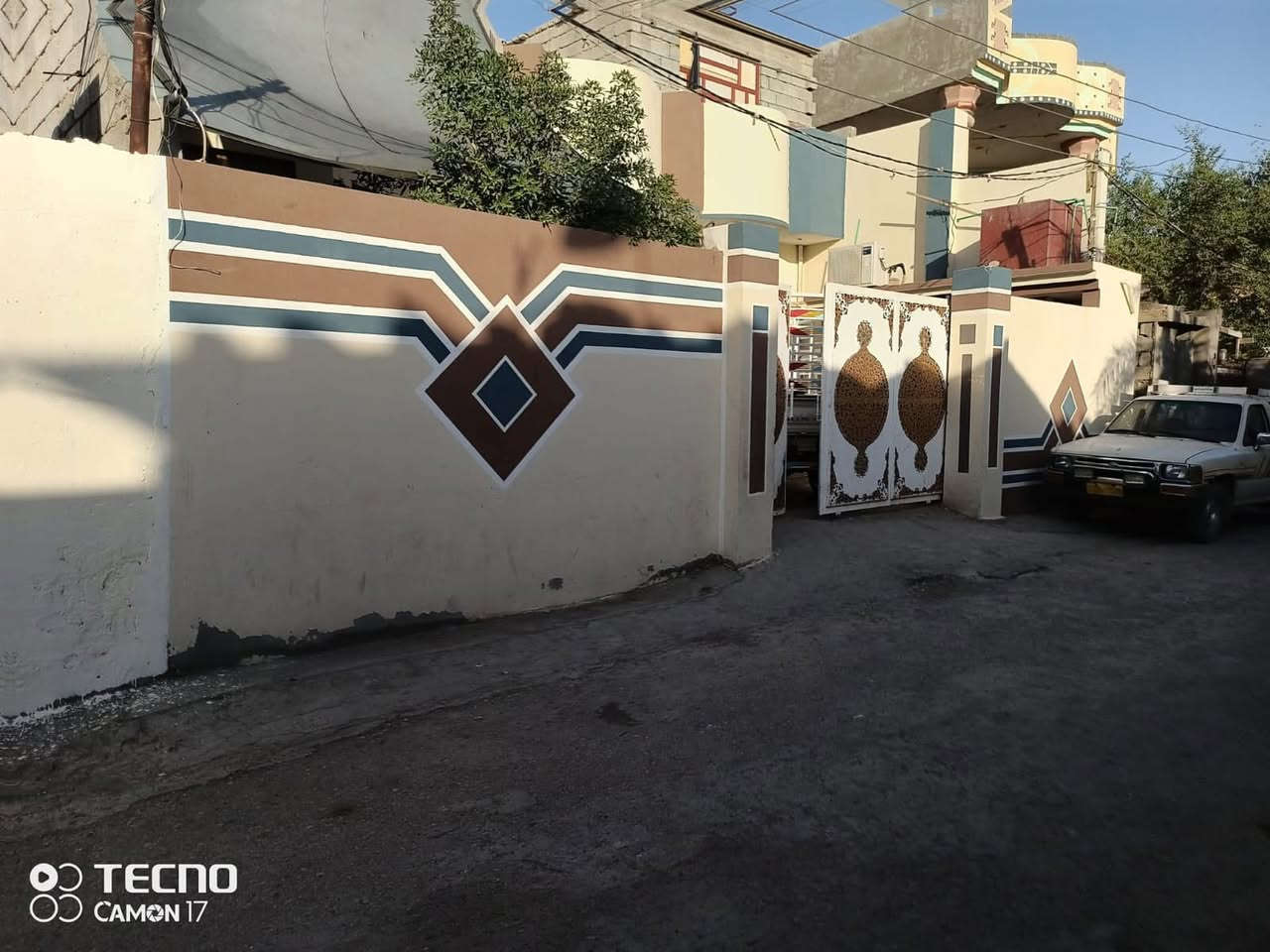 بيت للبيع زراعي مساحه ٢٦٠ م بناء حديث طابق الاول كامل والطابق الثاني هيكل مامسكف الموقع خلف انفنتي مول شارع المولد خدمات كامله موقع جيد جدا وبسعر مناسب جدا ان شاءالله 
اخوكم ابو سدن
عقارات بلدروز بن عريبي
***********
***********
عنوان مكتبنا 
بلدروز حي العصري تقاطع التربيه القديمه شارع حاتم القاضي
@الجميع
