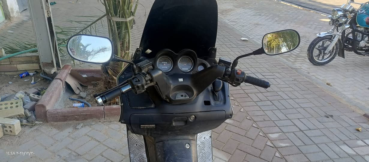 اسويج 
بيها خيط تبخير 
الدراجه مامغسوله 
مدينه الصدر 
***********
