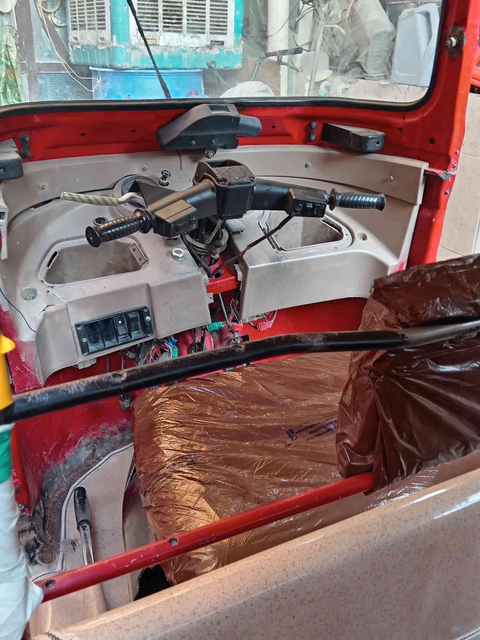 السلام عليكم
تكتك البيع مديل 17
أوراقها اصوليه شرط بس رقم مامسوي السعر ثلاثه ونص وبيها مجال العنوان بغداد الزعفرانيه ***********
