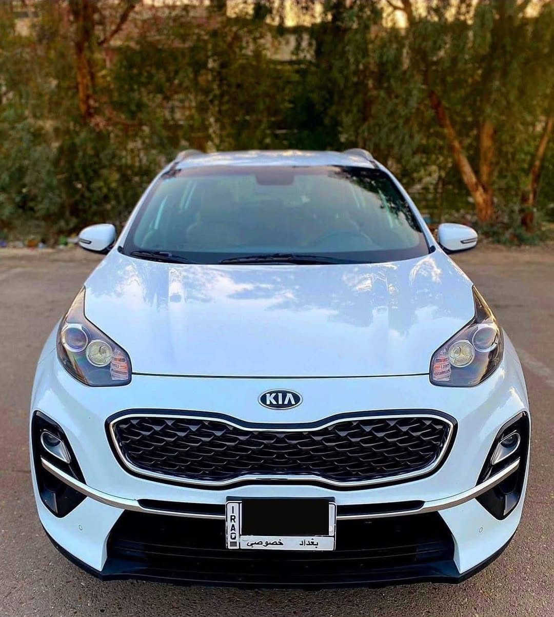 كيا سبورتج خليجية استلام الشركة الدولية
موديل 2020 

مواصفات

مري شفط 

اشاير مري 

حساس امامي خلفي 

كشنات مخمل اطراف جلد 

داخل لونين 

شاشة بلادية 

كامرة دوراة بلادية 

تبريد قطعتين 

لايت امامي متحرك 

اريل انڤكيشن 

ثلاث انظمة قيادة 

وبعد بيه مواصفات 

ماشية 90كم

مكفولة كفالة عامه

مكاني بغداد ***********

السعر 175قفل مستعجل عل بيه
