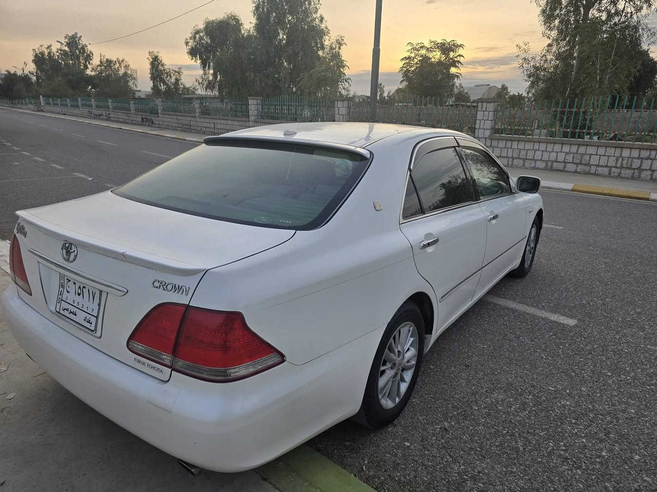 2005
مووس 
گيروو مةكينة گةورة 182
2دووگمة 
شاشة كاميرة 
تةبريت ساردووگةرم بةسراوة 
بةشةرتي سةقفوو حيزام 
سعري 57مةجاليكي كةم 
شوين كةلار 
***********
