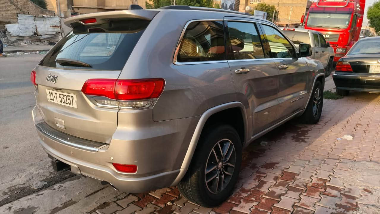 السلام عليكم
جيب فول مواصفات لمتد سيارة نضيفة تحكمات مالتة كله موجودة 
عنواني بغداد الحرية 
الاتصال ***********
