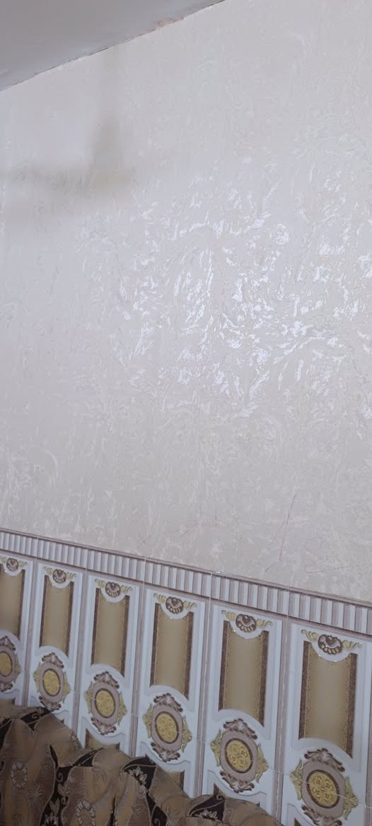 السلام عليكم 
معروض للايجار نصف دار امامي نظيف في منطقة سومر قرب مالك للتبريد 
يحتوي على 
استقبال وصاله وغرفه ومطبخ وصحيات داخلية وخارجية 
للاستفسار الاتصال واتساب ***********
مكتب المدار الذهبي للعقار
