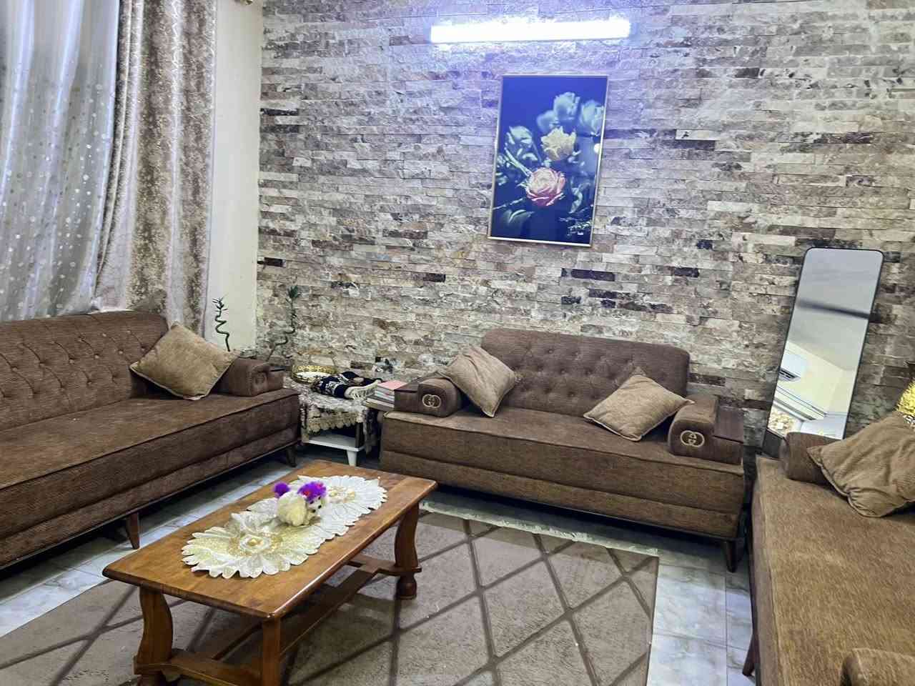 السلام عليكم 
اغراض بيت نظيفة جدا للبيع التخم 10مقعد سعره 450
وبلازما ب350 والميز بلازما 75 وعربانه الاظفال 100
مكاني يغداد


**إذا كنت صاحب هذا الإعلان وتريد حذفه لأي سبب، رجاءا أرسل رسالة إلى الدعم الفني**