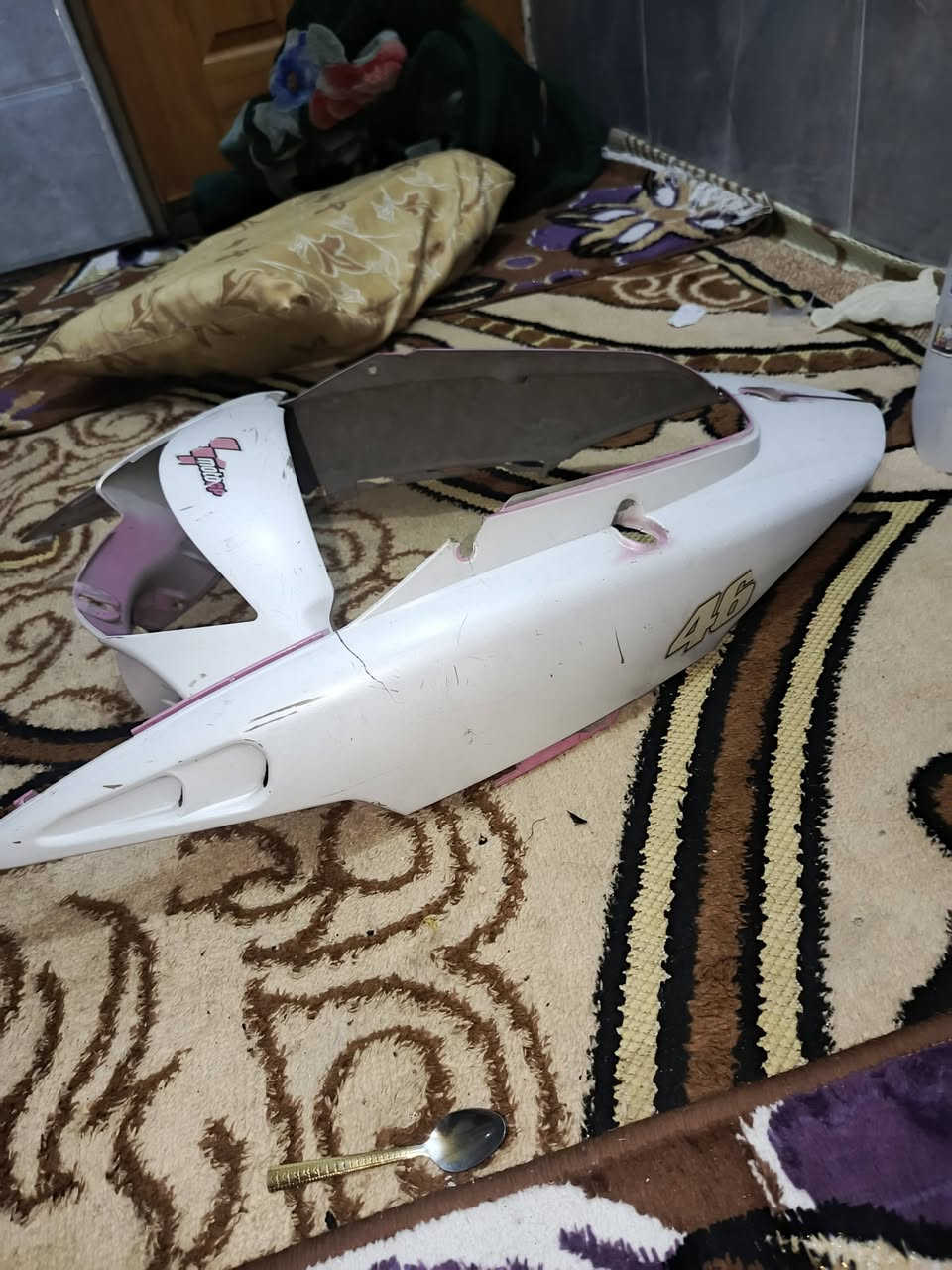 اسلام عليكم كفر اربعه اصلي مال حاويه بي بس الكصه امعمره الباقي ما امعمر ابد اسعر 100 ابي مجال بصيط حك اجيه *********** ما متواجد خاص
