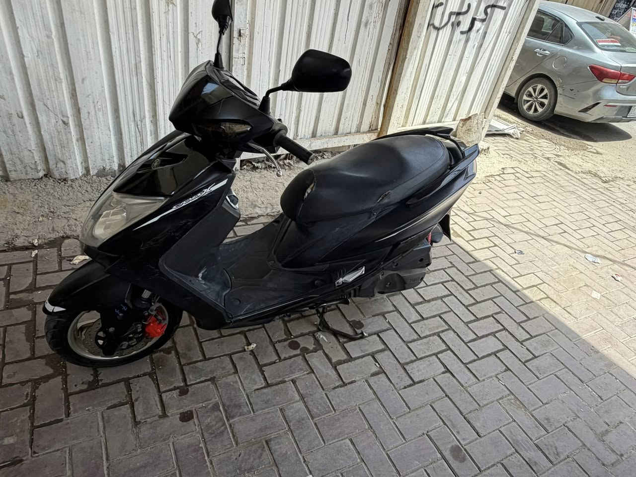 سكنز شمعه ياباني الدراجه حلوه بيهة صوت ب الكام شفت خفيف السعر ١٣٠٠ قفل مكاني ب الكريعات ***********
