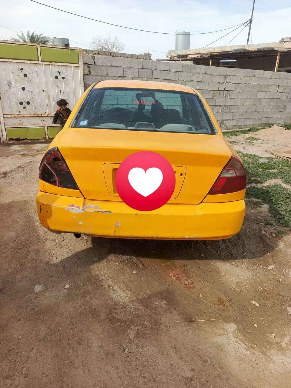 مستبوشي ميراج موديل 2000. كير محرك بلادي بلشرط سنوية عضم عاج منتهية دفتر بانزين بيها سيارة لوك كدام العين بسعر مناسب جدا يرهم مراوس حسب القناعة ***********
