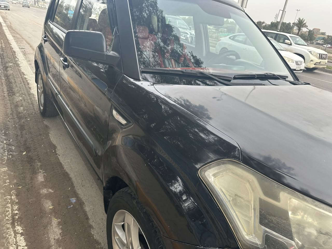 سلام عليكم
كيا سول موديل 2012 وارد خليجي مكينه 1.6دوش 
حساسات خلفيه
والسونار مرفق بالصور رقم اربيل الانكليزي باسمي مكانها بغداد 
***********
سعرها 91$
