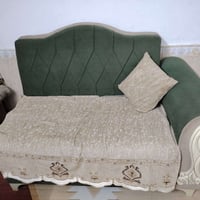 ديوان • عشر مقاعد • خسفات بسيطة