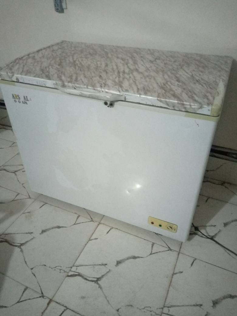 مجمده شغاله شرط حيل نظيفه يرهم مراوس بأي حاجه والعنده هم نشتري عاطل شغال *********** كركوك, العراق
