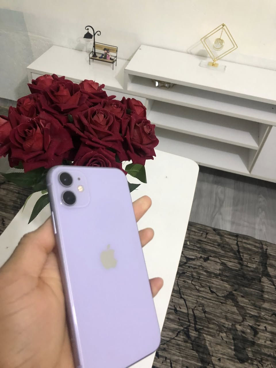 سلام عليكم حبايب ١١عادي مبدل شاشه نوعيه وسط لمس ماشاءالله تبارك الله كلش حلو جهاز مال الاهل ستعمال كلش قليل ذاكره 128 بطاريه 74 حقيقيه جهاز امانات الله لو ممحتاج فلوسه ما ابيعه لن كلش حلو جهاز تجي تفحص بنفسك انته سعره 200وبي مجال بصيط عنواني كربلاء الجمعيه .للتصال ***********
