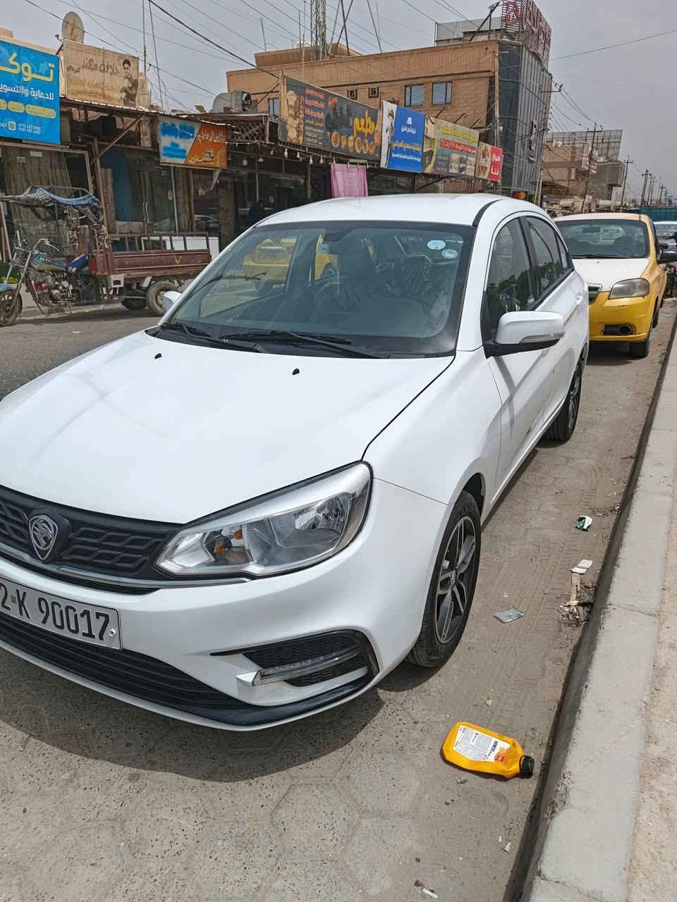 السلام عليكم عيوني بروتون مديل 24 كفالة عامة ماعده كرت صغير بلجاملغ الخلفي صوب الايسر السعر 100 وبيها مجال قليل  ***********
