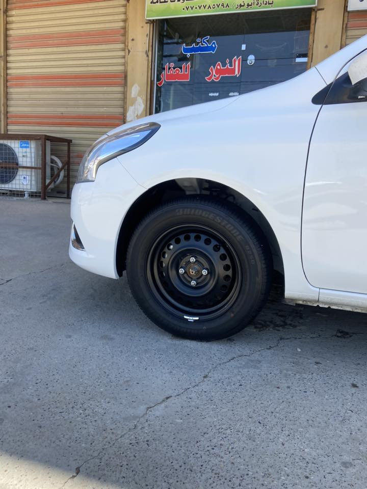 سلام عليكم نيسان سني 2025 للبيع فقط بسمي 
مكفولة عده هاي الطخة الموضح بصوره 
ماشية 77 الف 
مكاني بغداد الشعب 
***********
