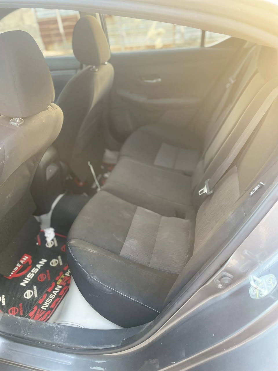 السلام عليكم نيسان سنتر الموديل 2022 sv
السياره وارد امريكي ضربه اماميه 
السعر 125 ورقه 
للتفاصيل الاتصال 
***********
