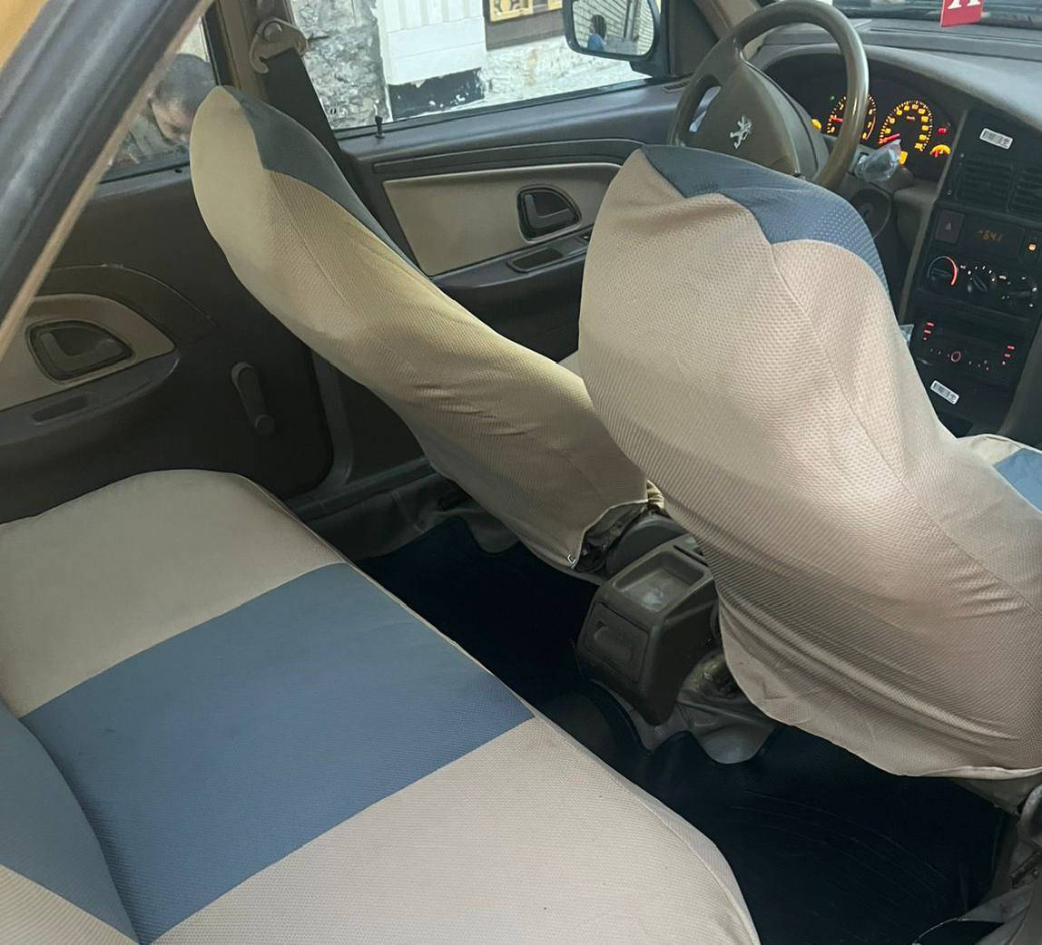 السلام عليكم بيجو لميس 2016 بغداد سيارة كير ومكينه مكفول تبريد ثلج ماشالله ميكانيكهه كله جديد اويل بم باتري قوايش رولات كلهن نفضتهن جدد مدوشمه كاعيه وتنته سيارة نضيفه ومكينتهه مال معاتب ترايك وين ميعجبك سنويتهه لل2027 السعر 40 $ وبيهه مجال للطيبين مكانهه حي اؤر ***********
