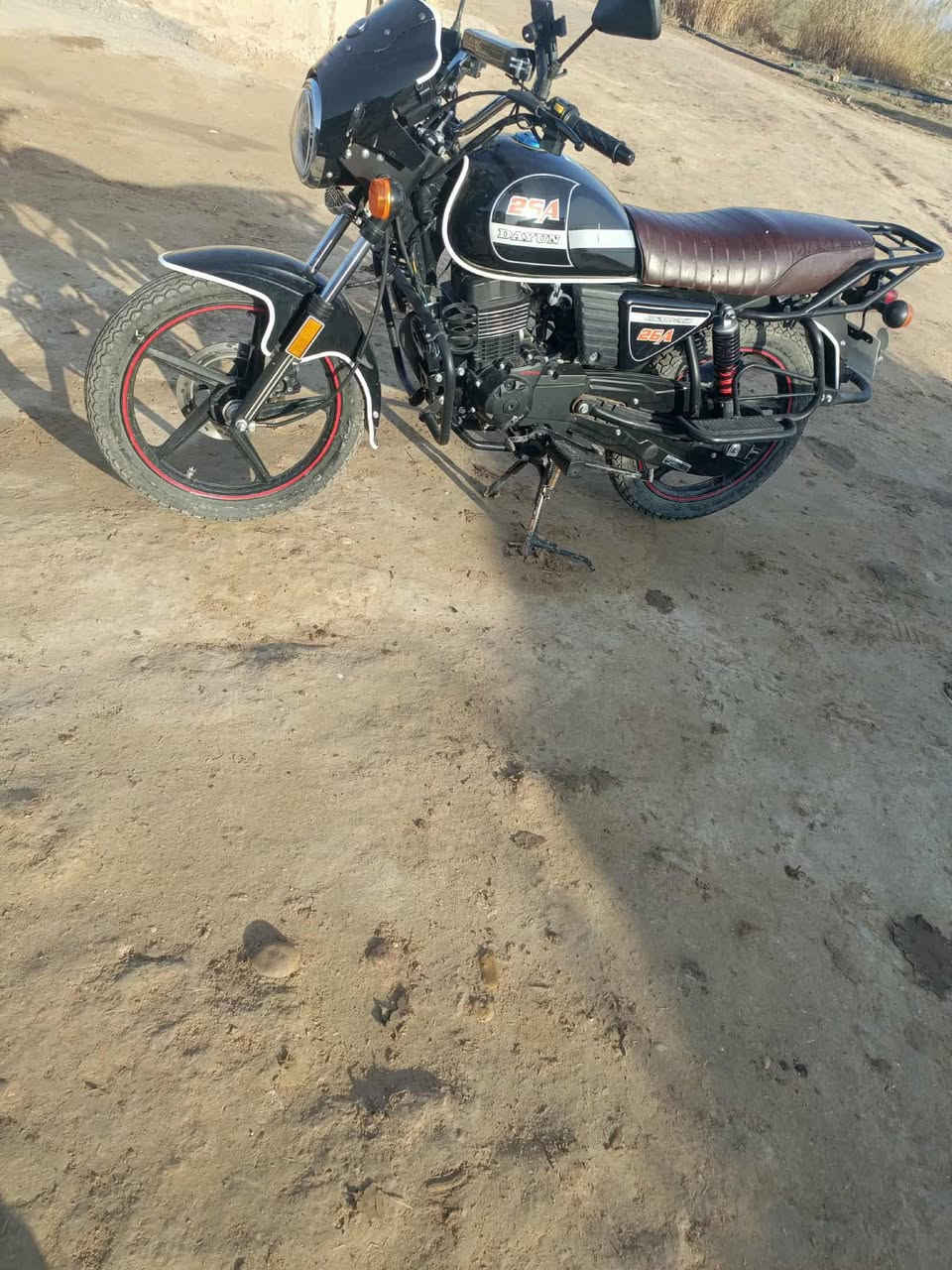 سلام عليكم دايوان للبيع موديل 2025
محركً200
فول مكفول بعد جديد

‭0780 063 2623‬
