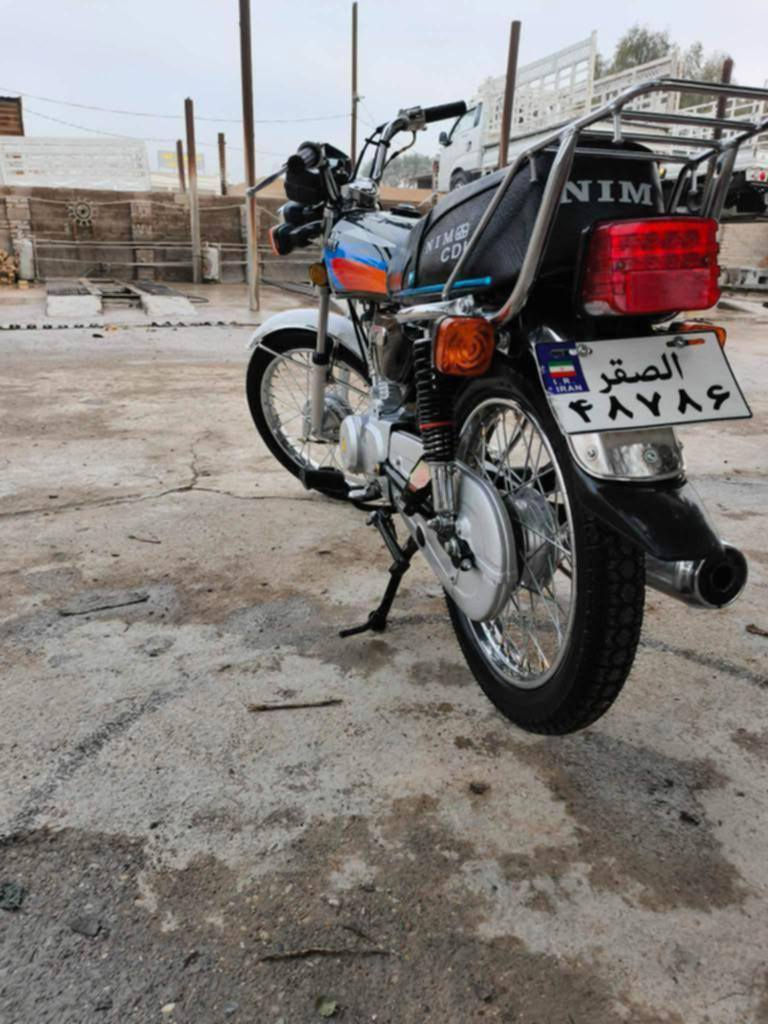 سلام عليكم نامه متياز ٢٦ اوراق كامله مابيها اي نقص كهربائيات كلها شغاله شلعه معدل  مكينه برغي مامفتوح بيها تجي وشوف بعينك لاكلبه ولاجفيه ولادعمه  سعر ٧٠٠ وبيها مجال *********** شراي اتصل
