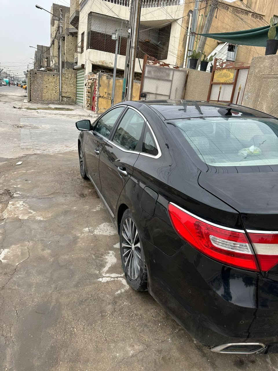 ازيرة موديل 2017 فول مواصفات عدة الفتحة اربع سلندر حجم ٢٤٠٠ رقم بصرة ١٤ انكليزي بسمنة تحويل بغداد و بسمي ومكاني بمدينة الصدر السعر ٩٥ وبيهة مجال  رقم الاستفسار ***********
