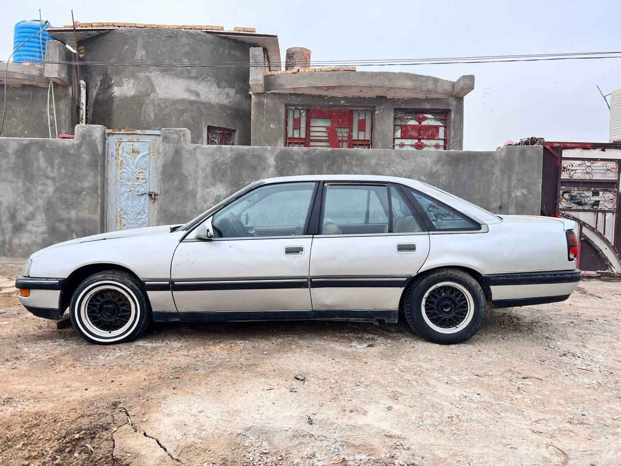 سلام عليكم
اوبل سيناتور للبيع او المراوس  واطي فرق قليل سياره جاهزه محركه 2600 كير عادي 
رقمها اخضر نينوه راعيها مانداله والسنوي ضايعه 
*********** متواجد على فيس
