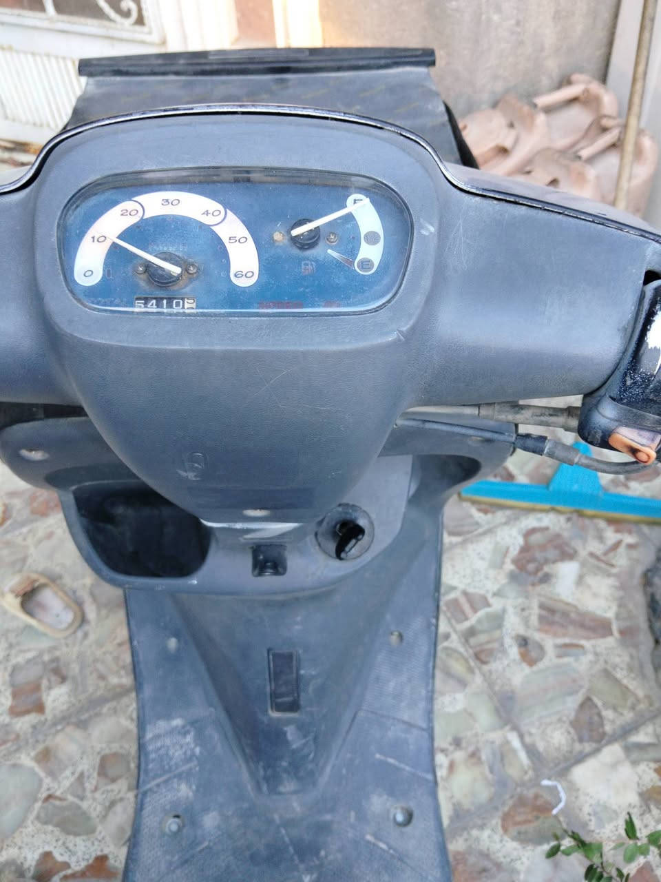 منغولي للبيع شغاله هندر واحد كهربائيات كامله شاصي نظيف كفر بلادي قفل جنطه قفل سكان كيج البانزين شغال
السعر 275 بيه مجال 
كربلاء حي الاولاء 
***********
***********
