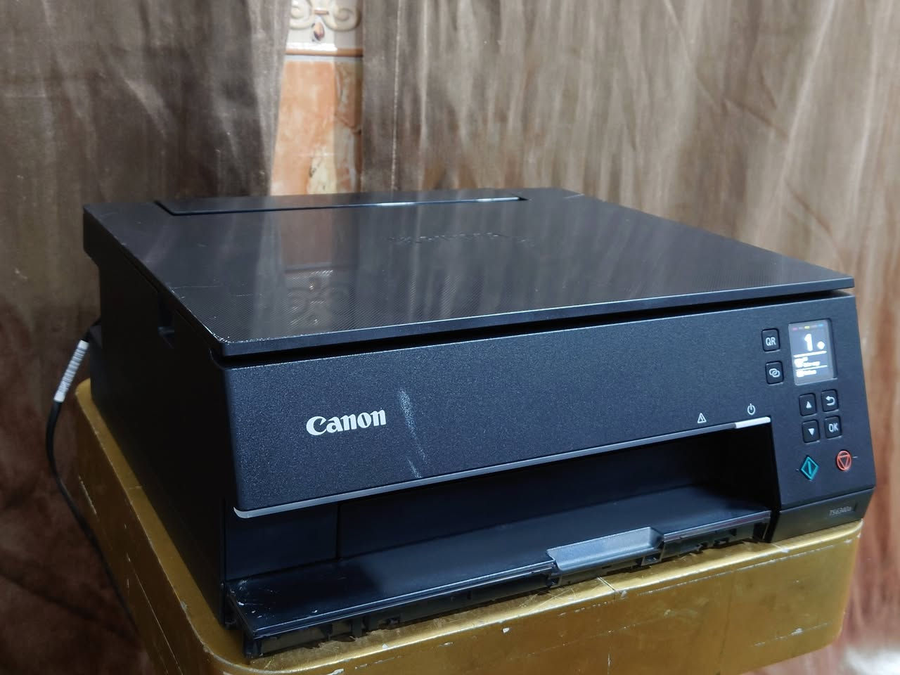 طابعة كانون موديل TS6340a
طابعة حبر سائل بنظام 5 كاترجات رقم الكاترج 480-481

مواصفات الطابعة
طباعة عادي وملون
استنساخ وسكنر
طباعة الملازم وجهين تلقائي 
تطبع صور بجودة حلوة 
سرعة الطباعة 14 نسخة بالدقيقة
بيها وايفاي تطبع من الموبايل والحاسبة

الطابعة نظيفة وشغالة بدون اي مشكلة شرط الطباعة 
مسحوب بيها اقل ال 300 نسخة
بيها نقص نرمادة لباب السكنر ما ماثر عالطابعة ولا شغلها
السعر 125 الف وموجود توصيل لكل المحافظات


**إذا كنت صاحب هذا الإعلان وتريد حذفه لأي سبب، رجاءا أرسل رسالة إلى الدعم الفني**
