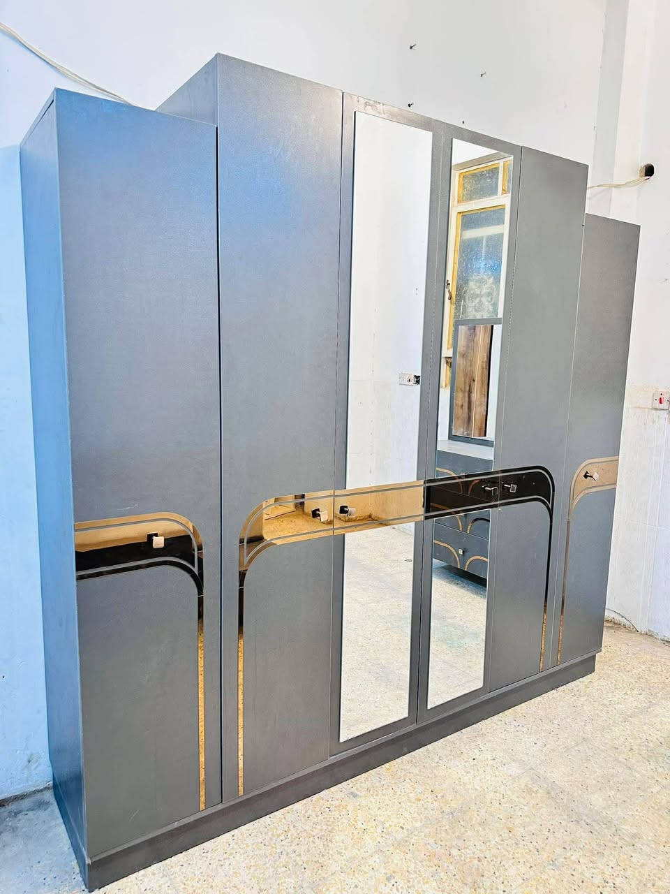 غرفة نوم تركي 🇹🇷مستخدم
نضافه 90%💯 
5قطع ب
سعره 525 الف 
+التوصيل والشد داخل بغداد مجاناً


**إذا كنت صاحب هذا الإعلان وتريد حذفه لأي سبب، رجاءا أرسل رسالة إلى الدعم الفني**