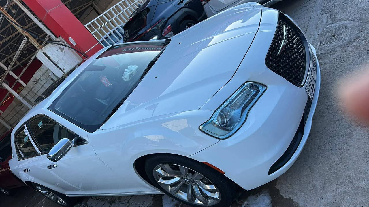 سلام عليكم اوبامه مديل ١٧ كلين بدون صبغ بارد بصيط بل باب وجاملغ ماشيه ١١٠ كير مكينه مكفولات مكان سياره ديالئ بعقوبه سعر ٢٥٣ مجال بصيط تلفون *********** فول موصفات بنرامه
