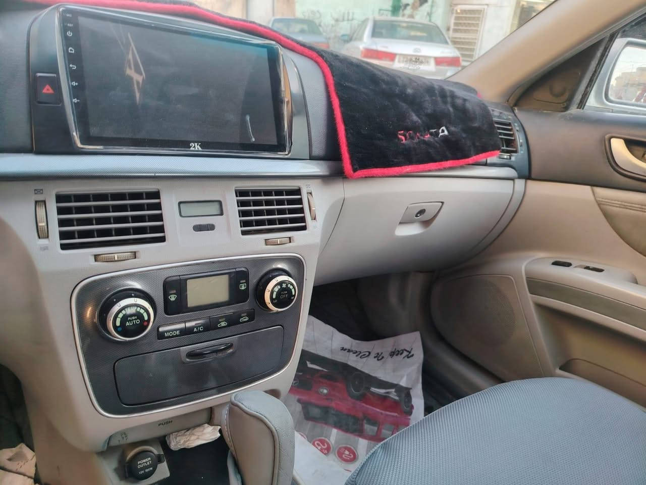 سوناته موديل 2006 وارد خليجي صبغ عام جماليه مكفوله من اي ضربه داخل جاهز كيرمكينه2400 تبريد جاهزه *********** السعر 94 مكان السياره نجف
