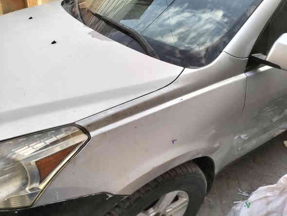 السلام عليكم 
ترافراس 2010
فول مواصفات كشنات منفصلة VIP سياحي 7راكب 
صندوق كهربائي بلادي 
كامره حساسات بلادي 
كير ومكينه قبل شهر شادهن 
منظومة تبريد جديدة نقص فقط غاز 
رقم بغداد تحويل ثاني يوم 
السنوية ل27 
السعر 90 وبيه مجال 
العنوان بغداد مدينة الصدر 
***********
