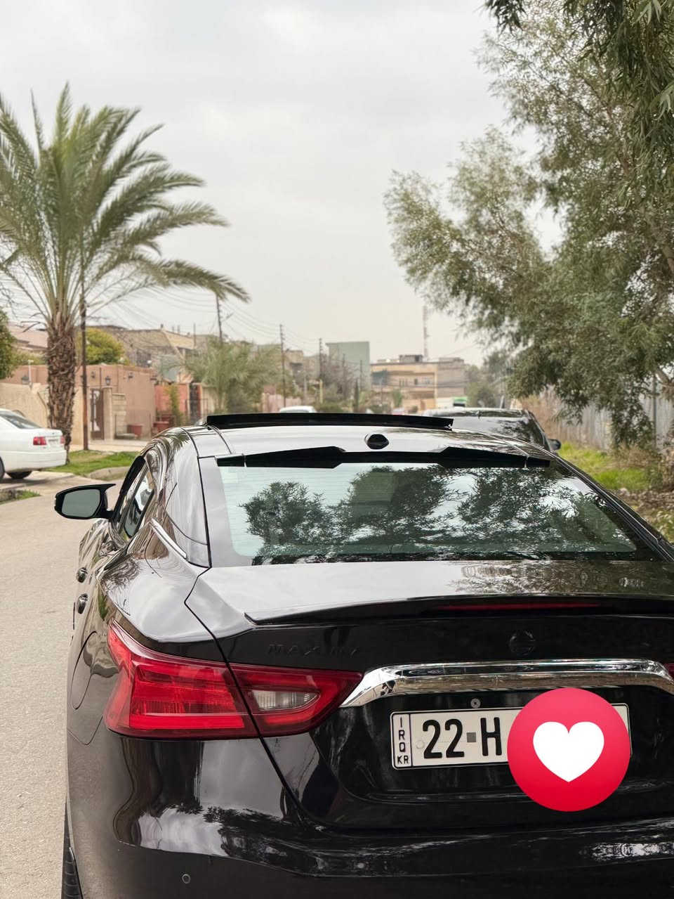 السلام عليكم ماكسما 2017 بلتينوم 
فول الفول 1/1 
بانورما كشنات خزن 
تبريد تدفئ الكشنات 
بردة خلفية كهرباء 
لايت زينول اصلي 
كشنات جلد اشارة ترحيب 
انارة سبع الوان الداخل اصلي 
السيارة  اعلى فائة عشاق الموصفات بس يعرفون شنو ماكسما بلتينوم هزة وسنوية جديدة  السيارة بدون ايرباك ضراررها دعامية اربع اصابع بل جاملغ الامي بخ فقط 
محرك وكير ويرمني كلها شرط فقط طخم الكدام بي طقة 
بيها مكانت بارد عندي السونر مالها 
الشراي *********** حرمات ينكشف سعرها بل عام 
السيارة مال جني مو مال بيع وشرا  
مكان السيارة موصل حي المصارف
