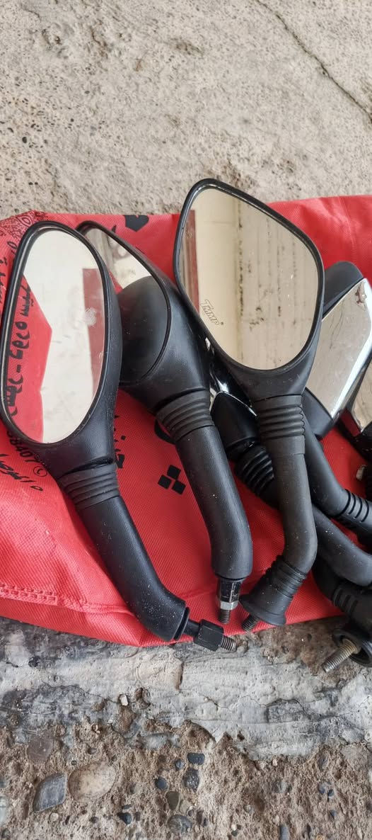 للبيع شلع 30 الف قفلو 

اربع زوج مرايه وفلاش وباتري 

كلهم نوعيه أصليه اي استفسار اتصل على الرقم 

***********
