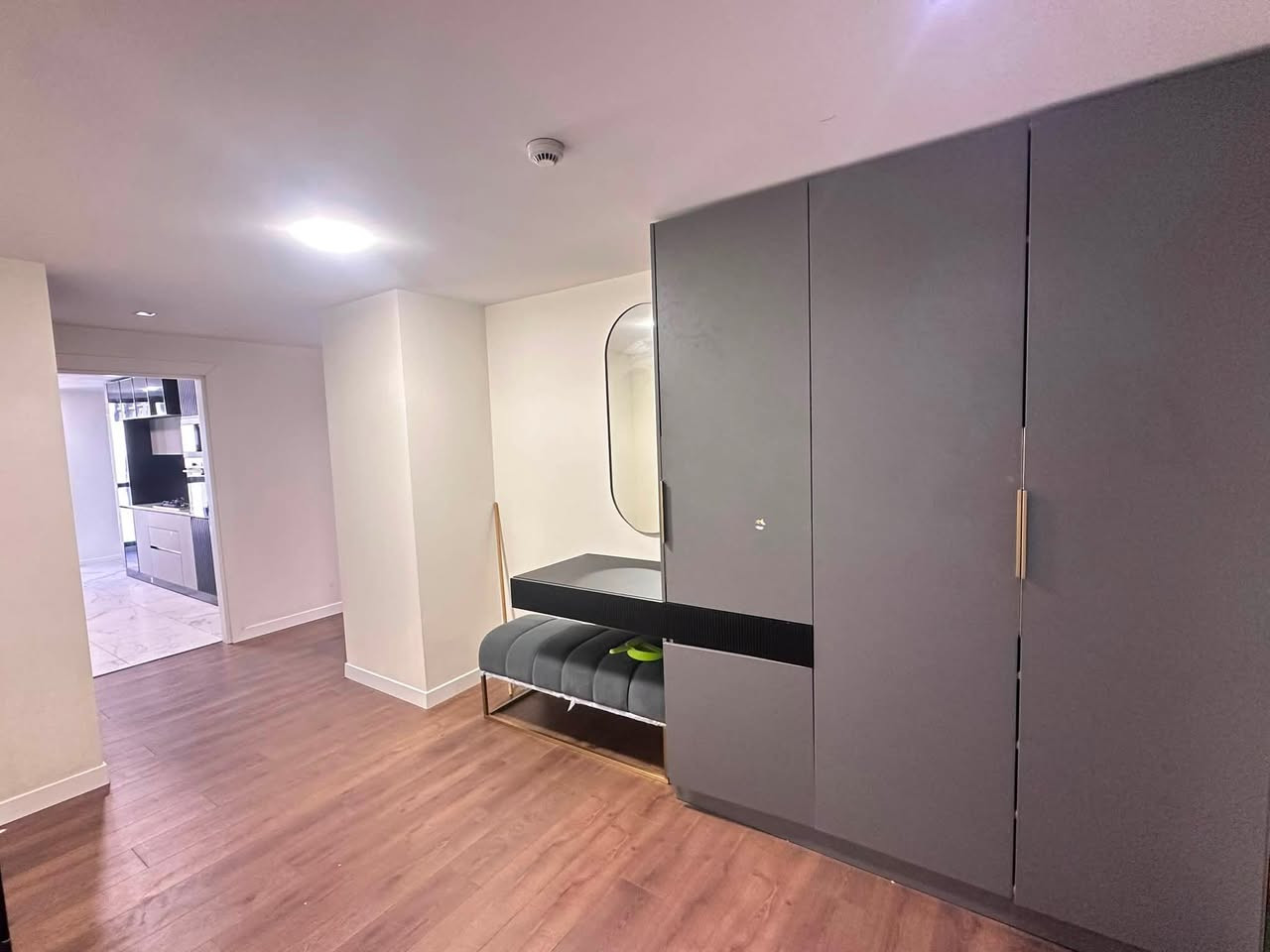 Boulevard 3+1 three bedroom for rent 1200$ 
Apartment 225 meter WhatsApp +9647502002001 

شقة ثلاث غرف نوم للإيجار في بوليفارد، بسعر 1200 دولار. مساحة الشقة 225 متر مربع. للتواصل عبر واتساب: ***********

بۆلیڤار سێ ژووری نوستن بۆ کرێ 1200$ 
شوقە ٢٢٥ مەتری واتسئەپ ***********
